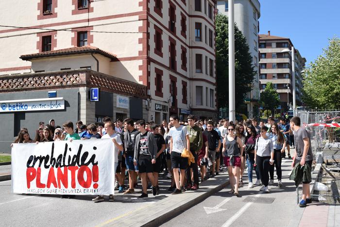 Zaraobe Ikasleek eginiko pla 2 1495629194533
