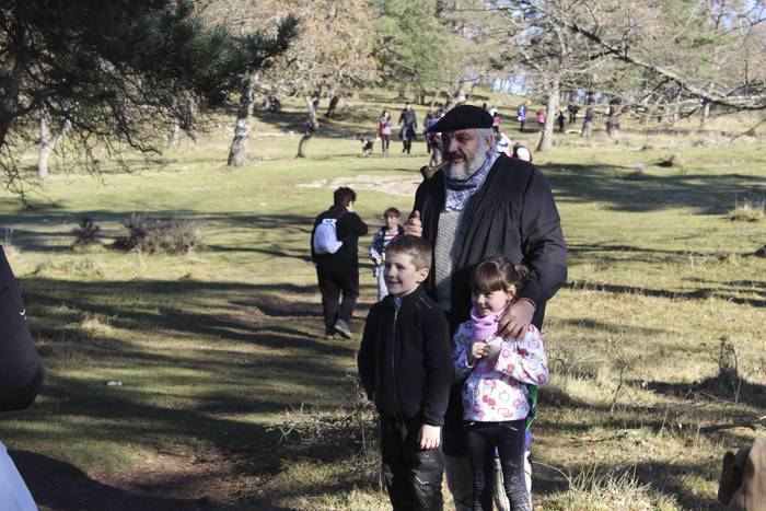 400 lagunen laguntzaz Babio  31 1514122852900