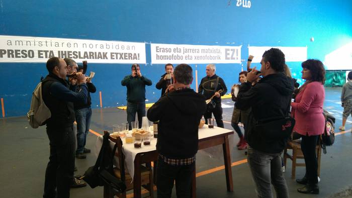 Herri giroa nagusi Zolloko J 2 1510555222784