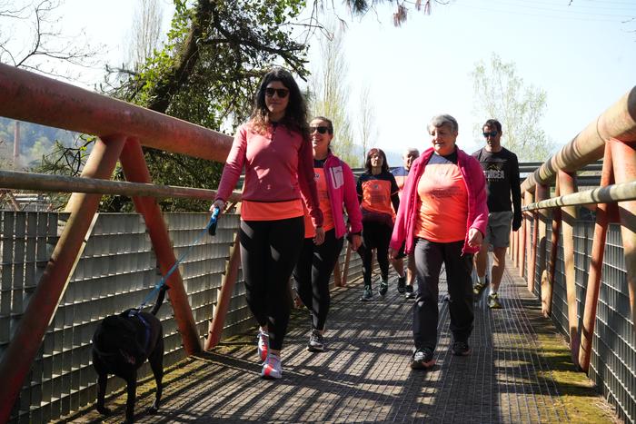 Ehunka lagunek parte hartu d 86 1774179444347