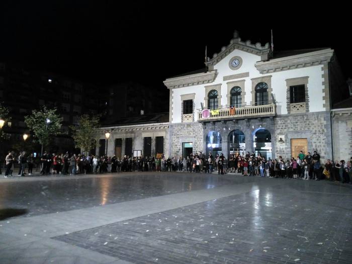 Kataluniako grebarekin bat e 13 1507108958219