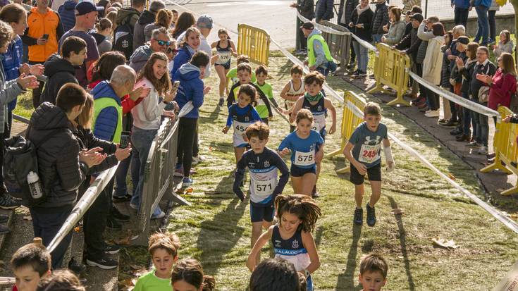 Rus porno va kelinlar bilan toy jinsiy aloqa