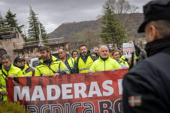 Lan gatazkaren konponbidea e 5 1769454529243