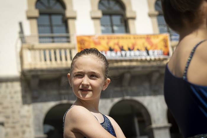 Dantzaz bete dute Amurrioko  52 1776607542374