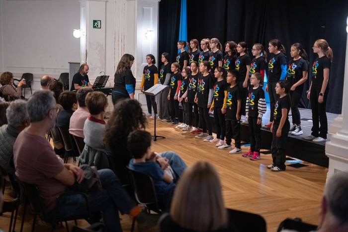 Gazte ahotsen topaleku bihur 1 1760895663686