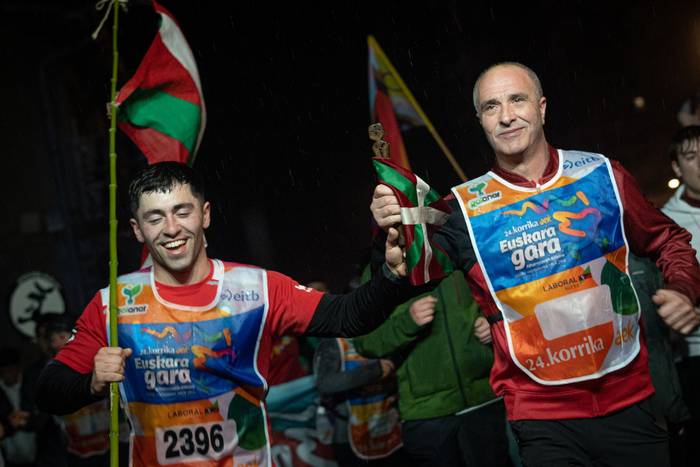 Aldarrikapenez eta pirotekni 60 1774600367760