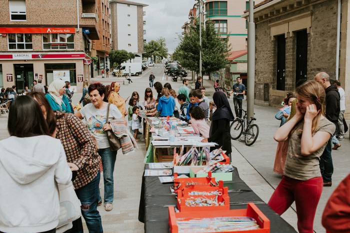 Errefuxiatuen aldeko elkarta 70 1495542534999