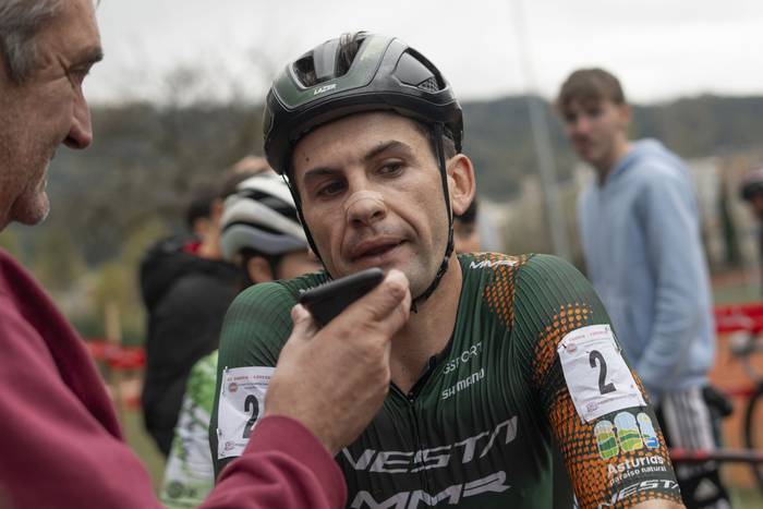 Lucia Gonzalezek eta Kevin S 74 1762015314513