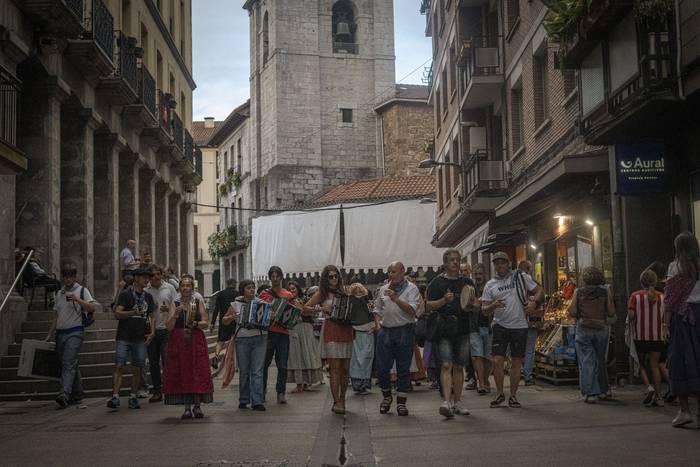 Arratsalde frenetikoa Laudio 80 1756498904527