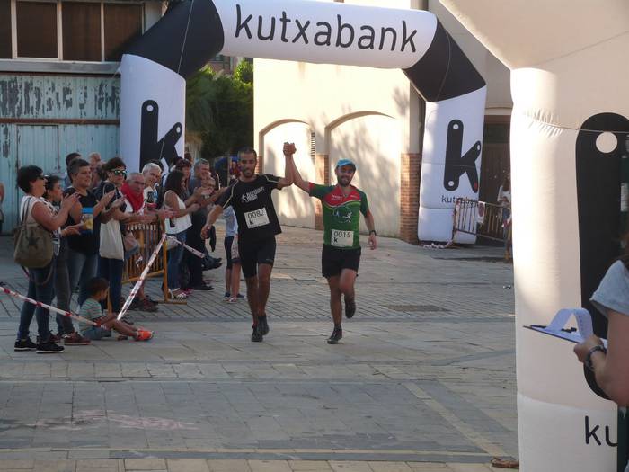 Haur zein helduek izan zuten 310 1538429697693