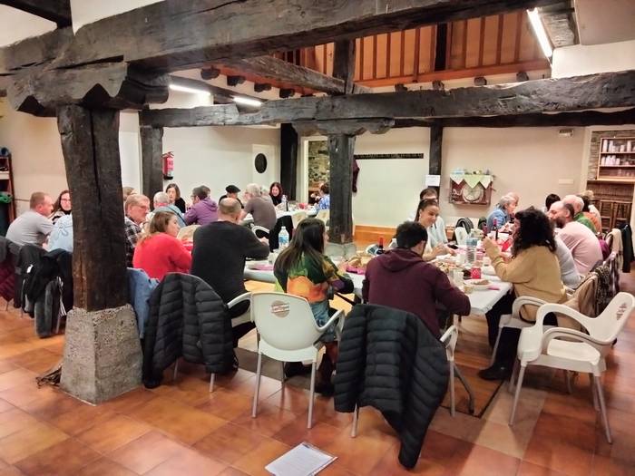 Aretako Kultur Etxea bertsoe 17 1710577458581