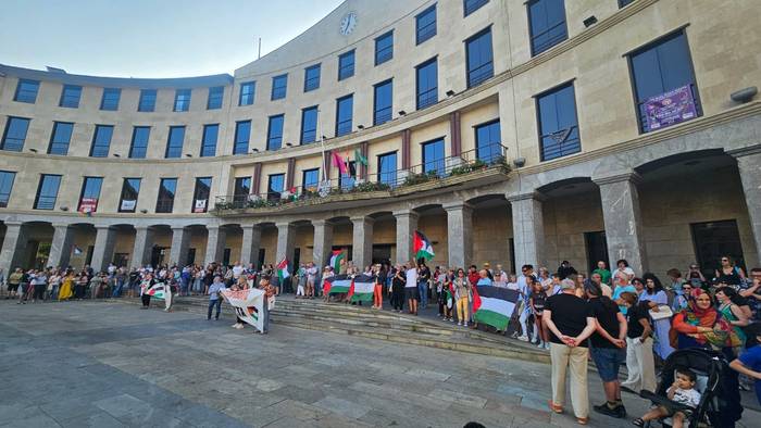 Palestinaren aldeko burrunba 31 1757102622654