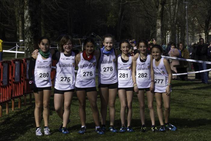 Umeek eta gurasoek bete zute 49 1519652884621