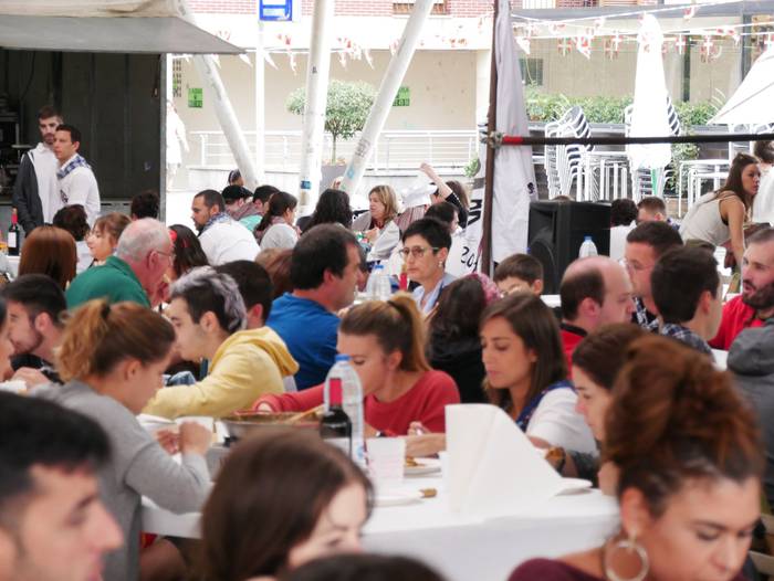 Goizetik iluntzera arte luza 38 1534534387378