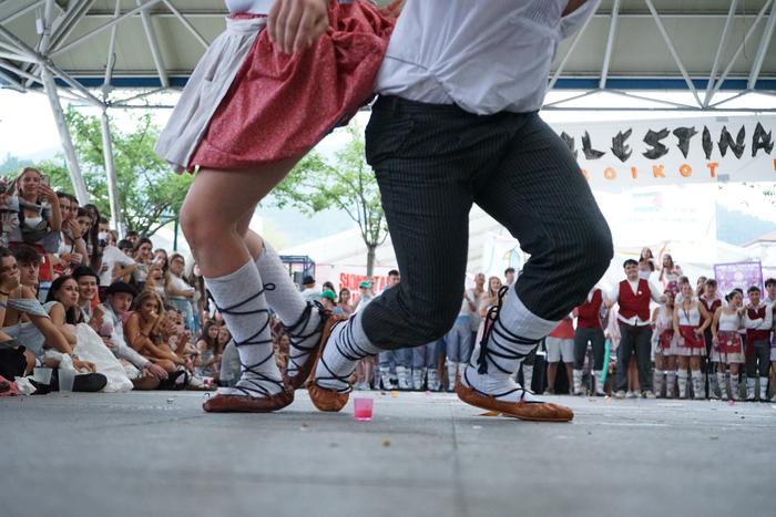 Flan-xurga lehiaketak gatza  32 1756313398346