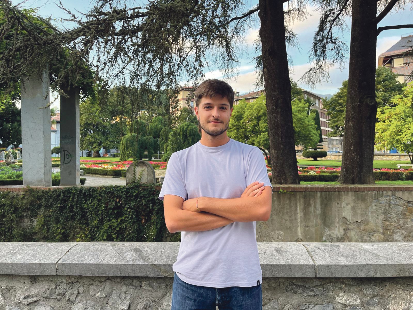 “Bartzelona oso handia da, baina auzokideen arteko harremanak estuak dira”