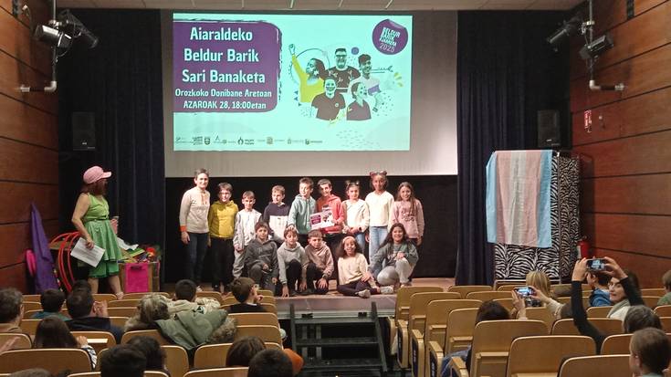 Eskualdeko 'Beldur barik!' lehiaketaren sari banaketa egin zuten ostiralean Orozkon