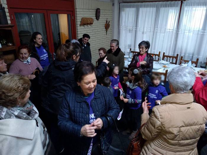 Asteburuan jarraitu zuten Ma 11 1489571720268