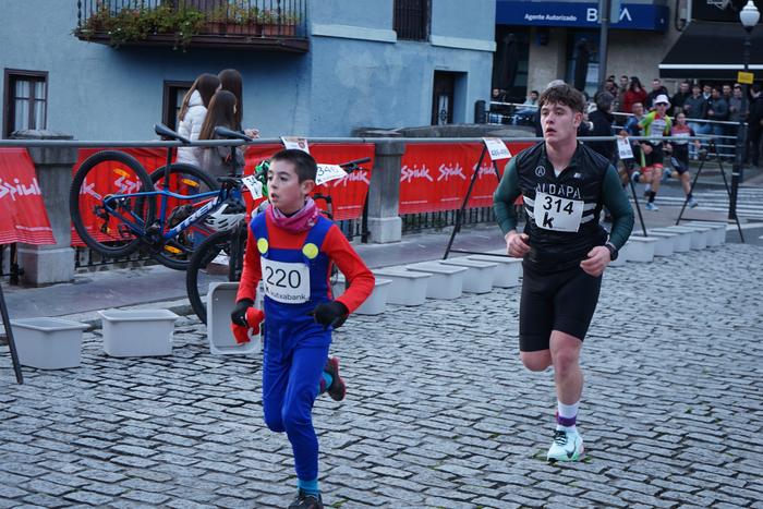 400 kirolarik parte hartu zu 78 1767282754160