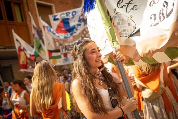 Festa-giro goria piztu du La 41 1755257006155