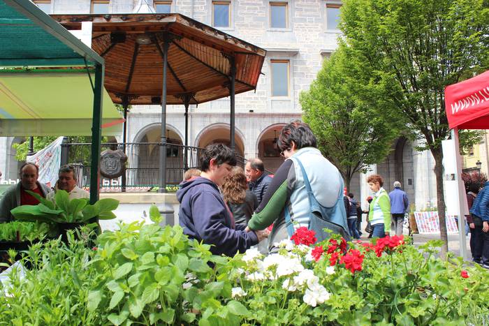 Ekoizle ekologikoek hartu zu 8 1493712080525