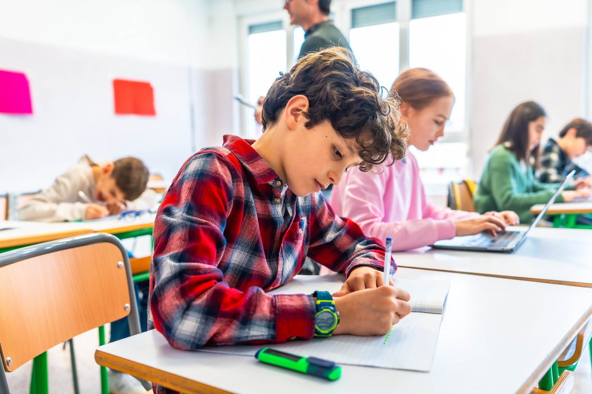 Matematikan eta irakurketan aukera berdintasuna indartuz