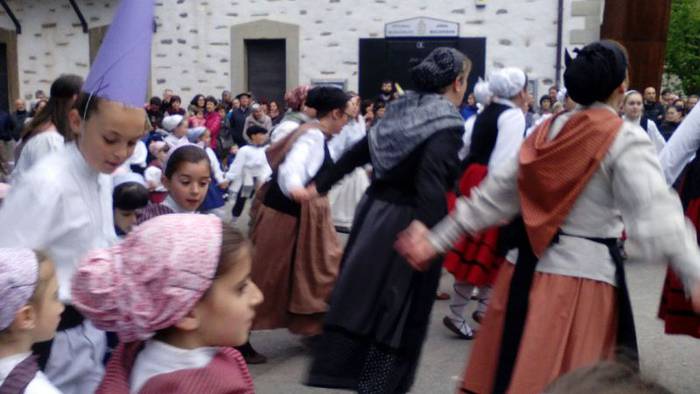 Dantza eta musika artean has 11 1524868774879