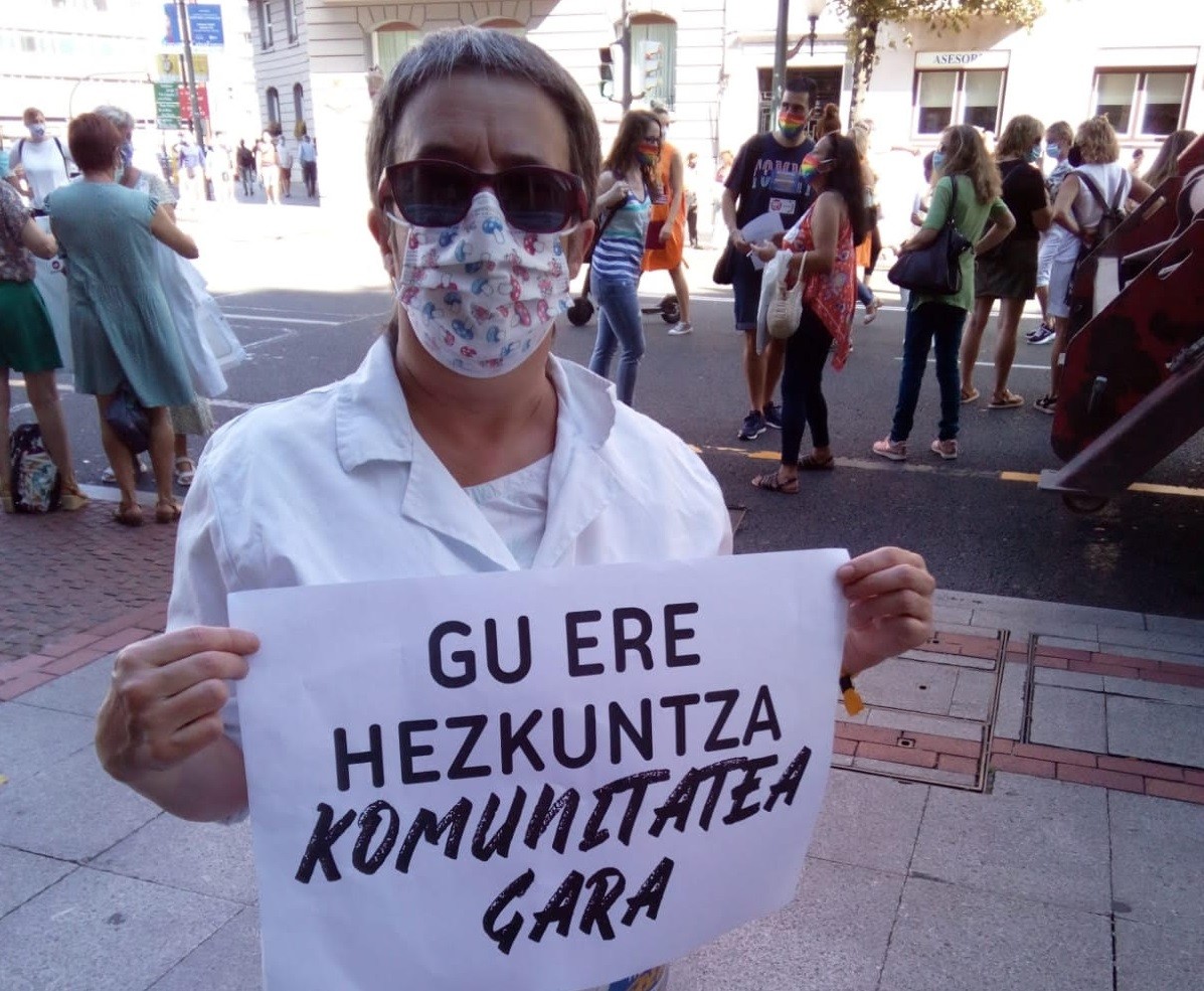 “Jantokietako langileoi ikusezinak izango bagina bezala tratatzen gaituzte”