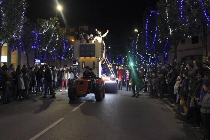 Olentzero eta maridomingi Ai 8 1514143403392