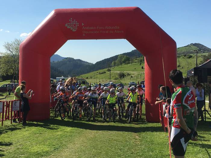 Aiarabike eta Amurrioko txir 62 1491901140450