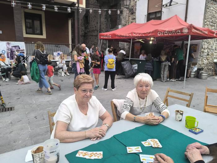 Auzo giroan gozatu dituzte M 18 1759049344243