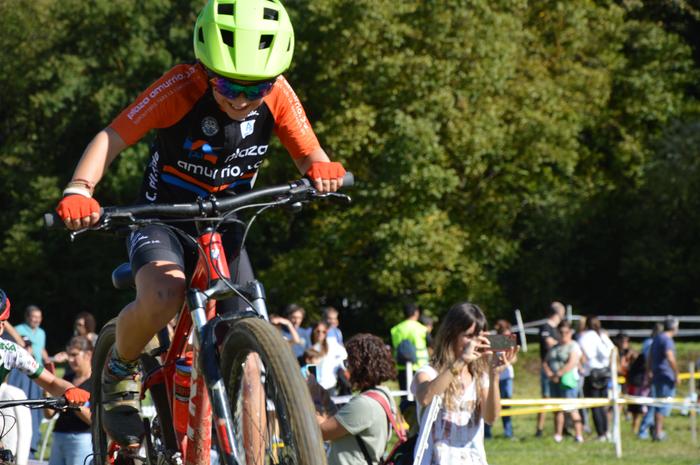 Eskola kiroleko Araba 31 1695466759250