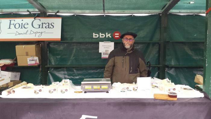 Eguraldi petrala izan arren, 27 1513617510876