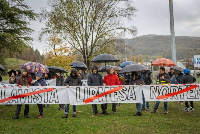 Protesta artean ekin du bide 12 1764159813342