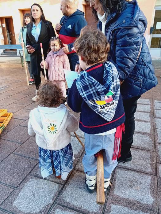 Agate Deunaren bezperak adin 21 1770290668612