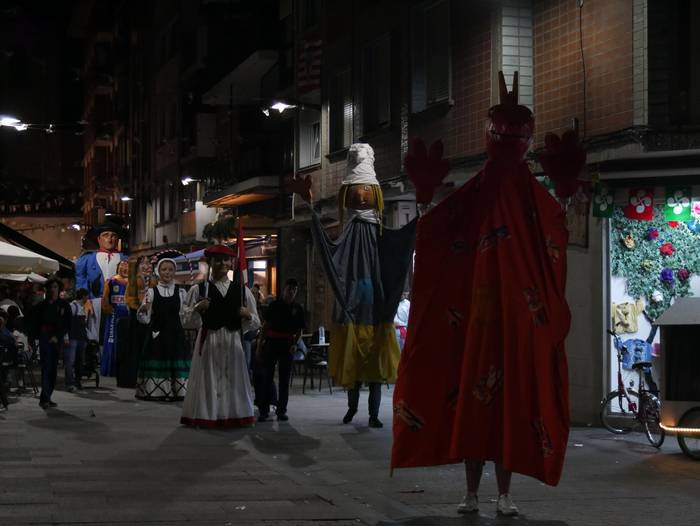 Dantza eta sua uztartu zitue 90 1661604406324