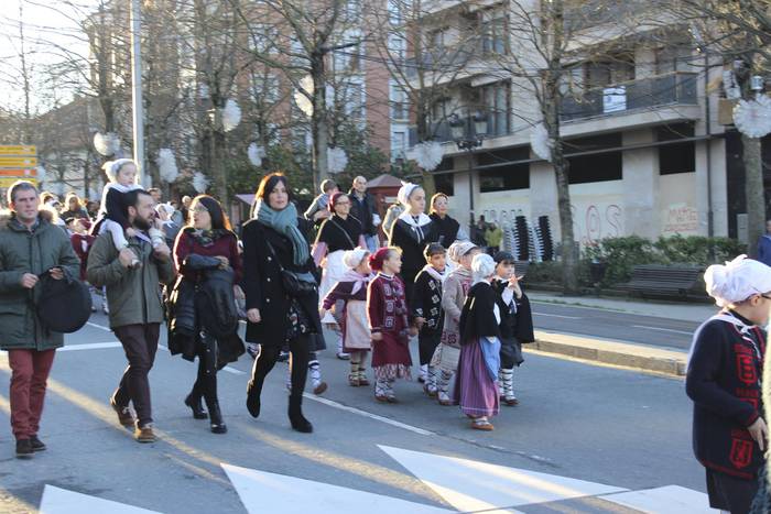 Olentzero eta maridomingi Ai 28 1514143553927