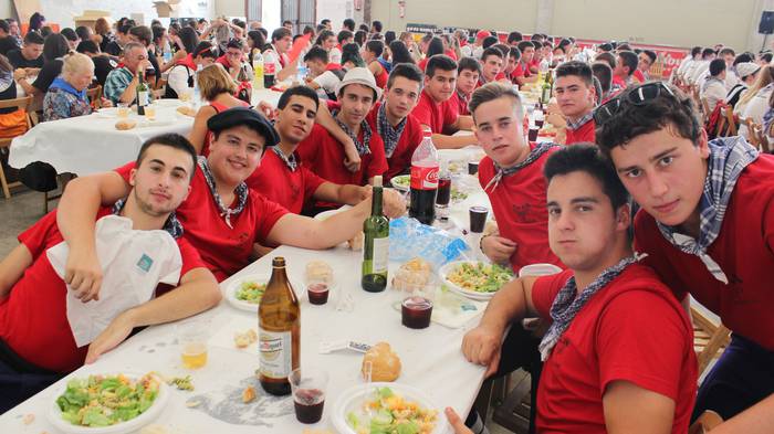 Tokiko ekoizleak eta koadril 33 1502722411716