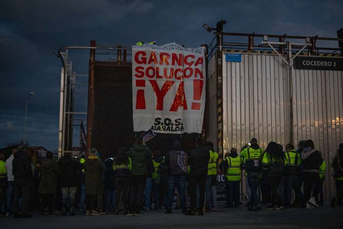 Fabrika barrura eraman dute  26 1769714953210