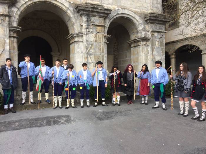 Kintoek herrigunea hartu zut 2 1488830940481