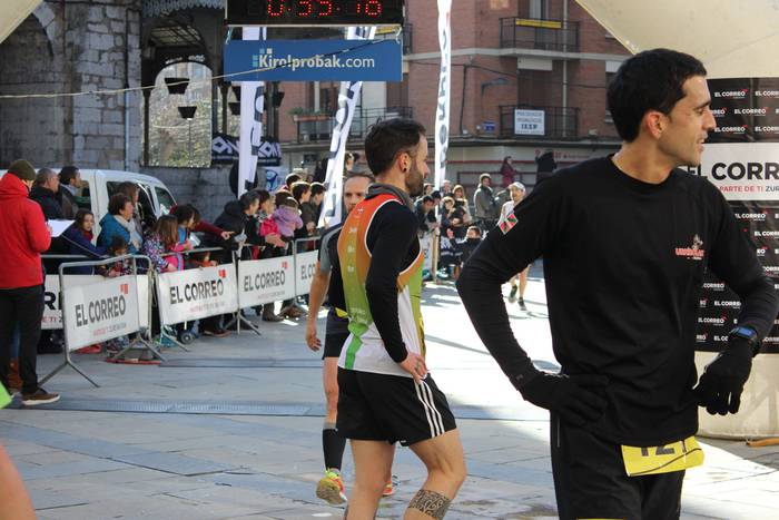 300 korrikalari baino gehiag 74 1517150330740