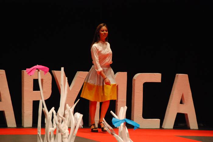 Haurrez bete zituen kaleak A 3 1491818147289