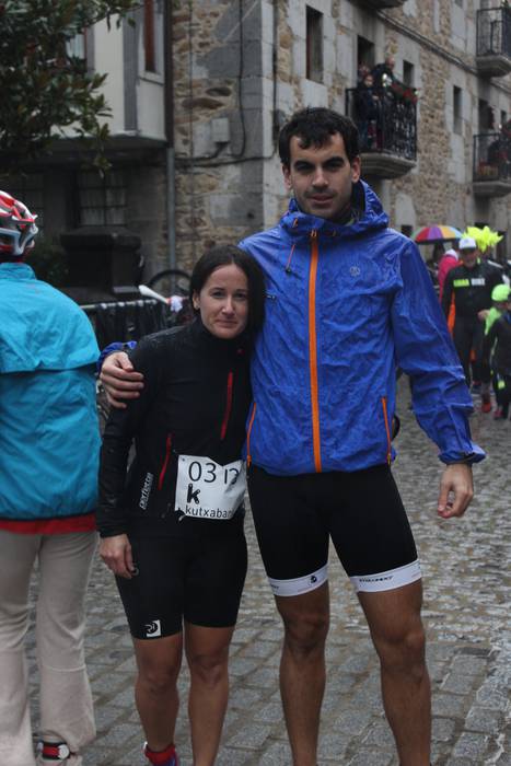 350 lagunetik gora batu dira 29 1514737810456