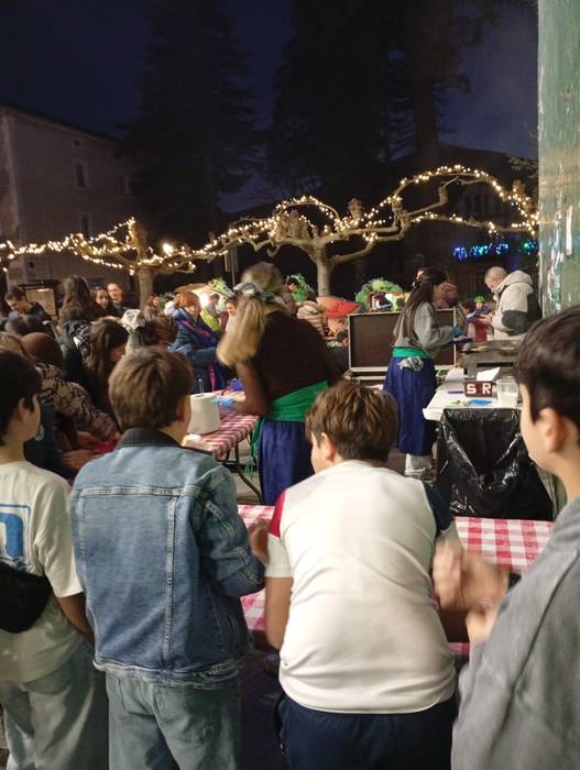 Elkartasunaren zapore gozoa  21 1765742535125