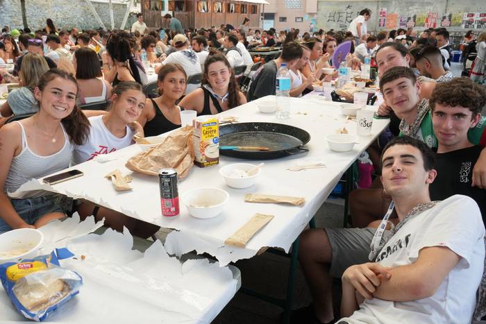 Paella txapelketarekin ekin  33 1755462999788