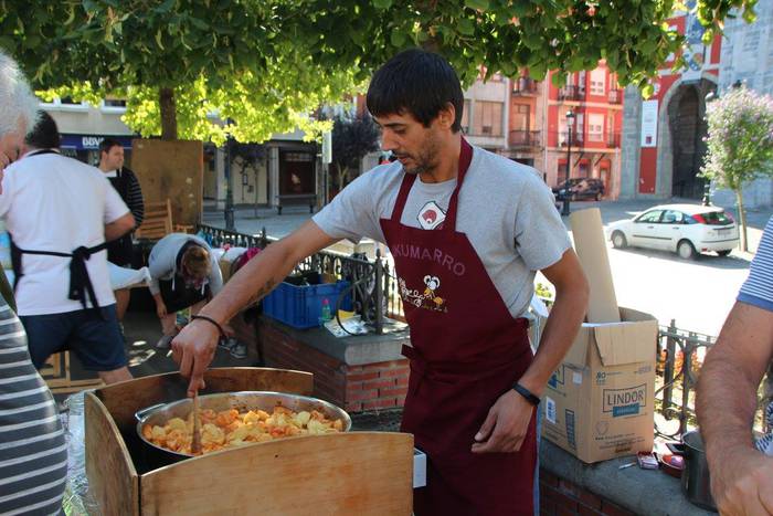 Folk doinuak eta marmitako t 27 1504428725566