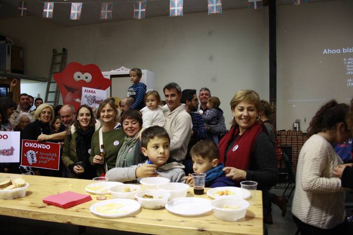 Aiaran ere armairutik atera  26 1511252420178