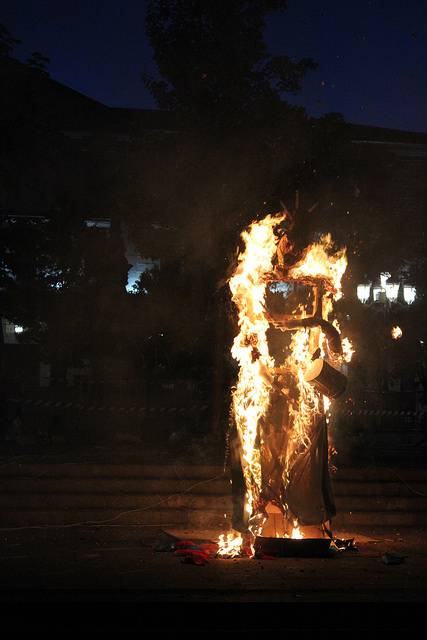 Jendetza eta giro ona nagusi 90 1494849694338