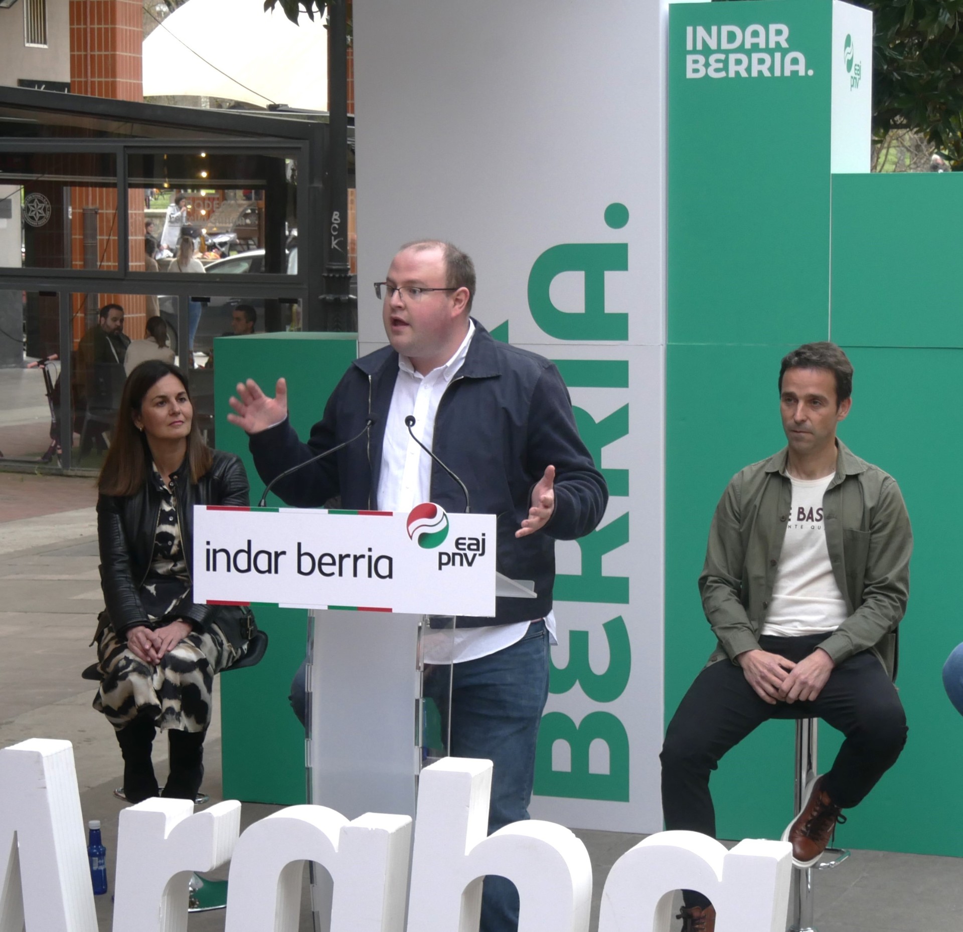 Araba Buru Batzar berriak hiru aiaraldear ditu: Ainhoa Campo, Ander Añibarro eta Jonatan Moreno