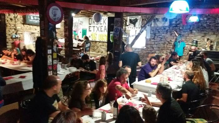 Egun osoko egitaraua ospatu  12 1498478956084